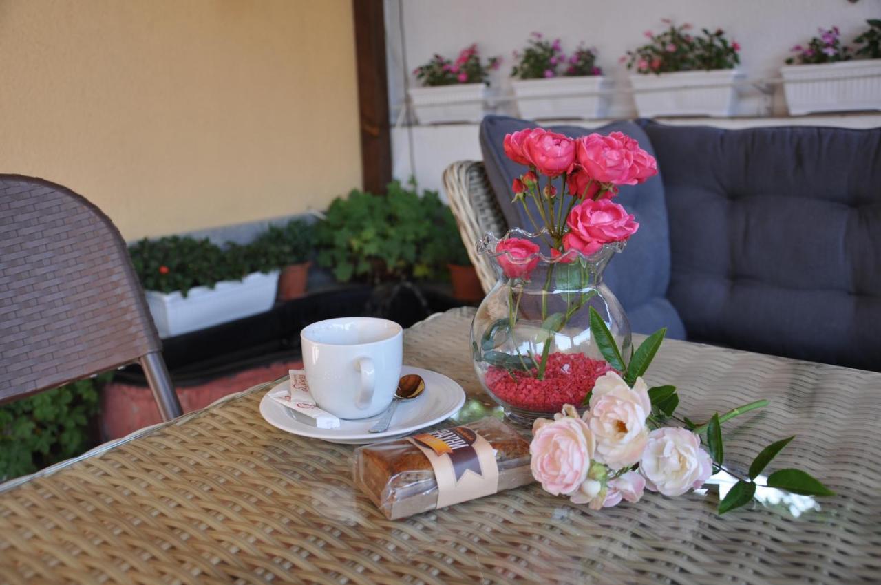 Family Hotel Dalia Βέλινγκραντ Εξωτερικό φωτογραφία