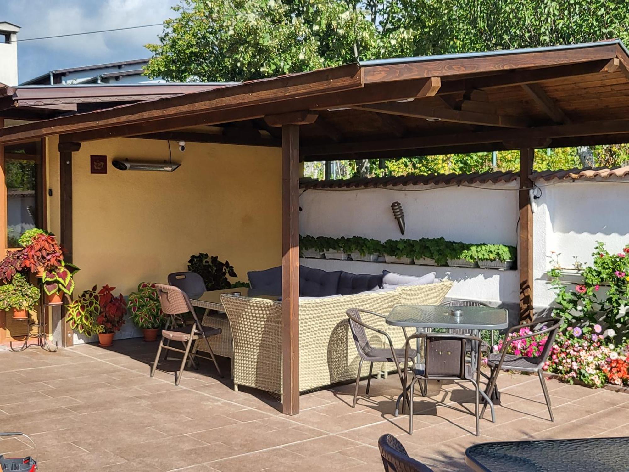 Family Hotel Dalia Βέλινγκραντ Εξωτερικό φωτογραφία