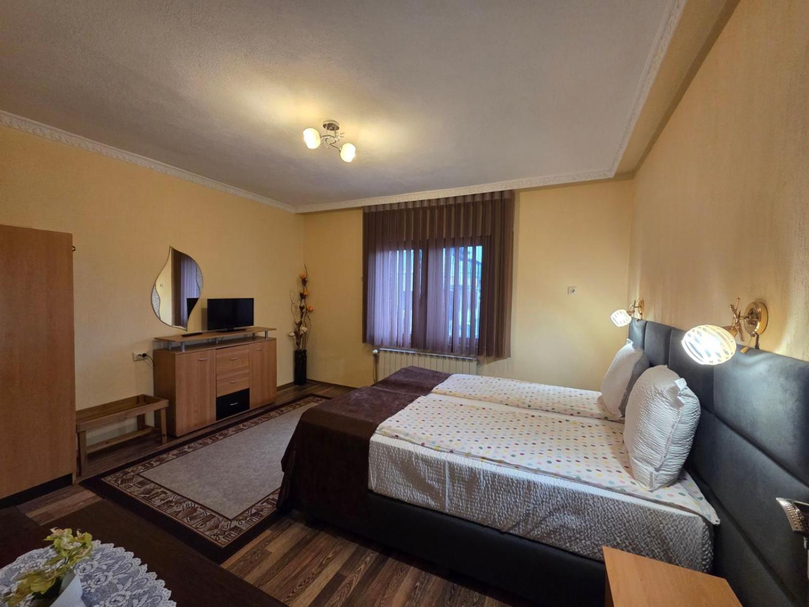 Family Hotel Dalia Βέλινγκραντ Εξωτερικό φωτογραφία